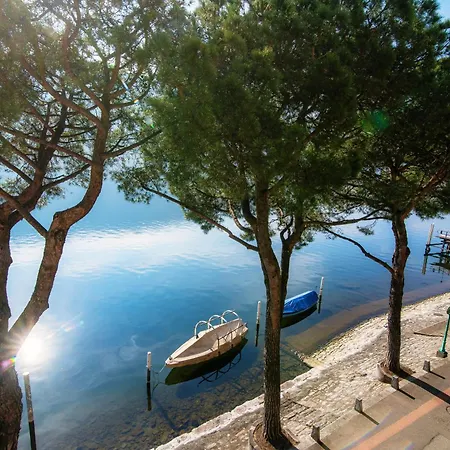 Διαμέρισμα Gritti Palace - Stunning Waterfront Two-room Flat Offering Breathtaking Views - Papavero Morcote